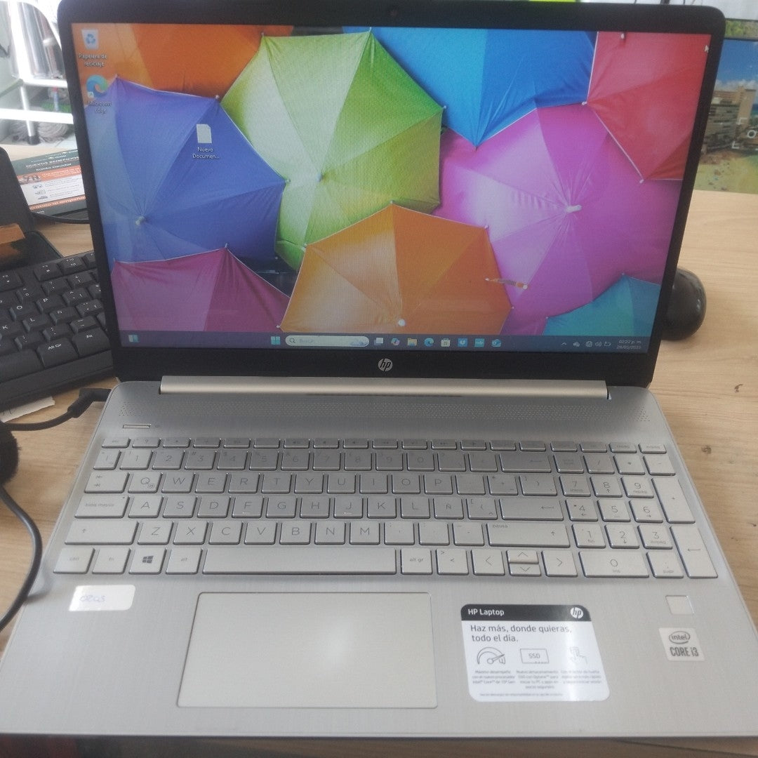 LAPTOP HP NOTEBOOK 15-DY1002LA (2025) 256 GB SSD 8 GB RAM (SEMINUEVO)