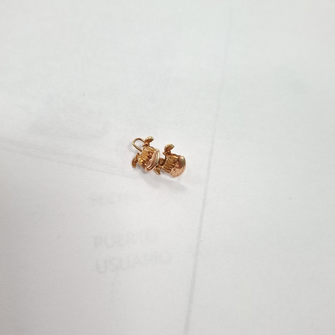 ARETES PAR ORO 14 K 0.9 GRMS (SEMINUEVO)