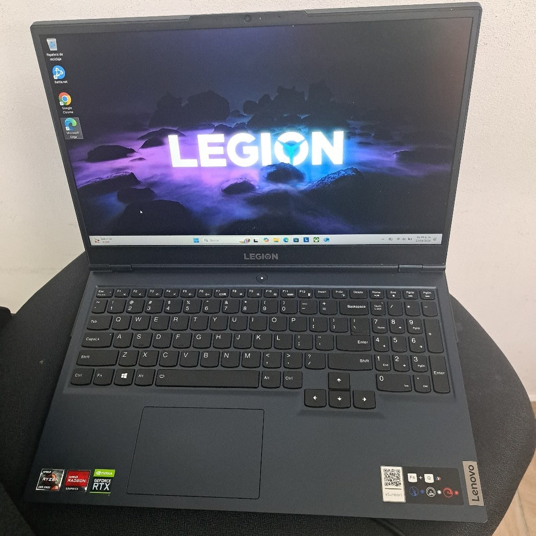 LAPTOP LENOVO LEGION 5 15ACH6 (2022) 512 GB SSD 16 GB RAM (SEMINUEVO)