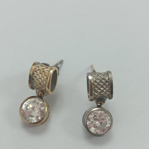 ARETES PAR ORO 14 K 4 GRMS (SEMINUEVO)