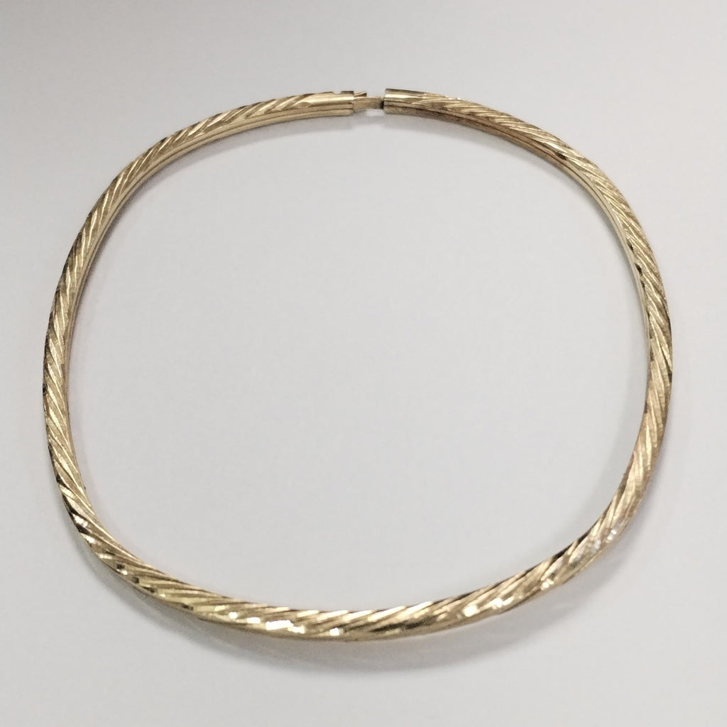 PULSERA RIGIDA ORO 10 K 3,20 GRMS (SEMINUEVO)