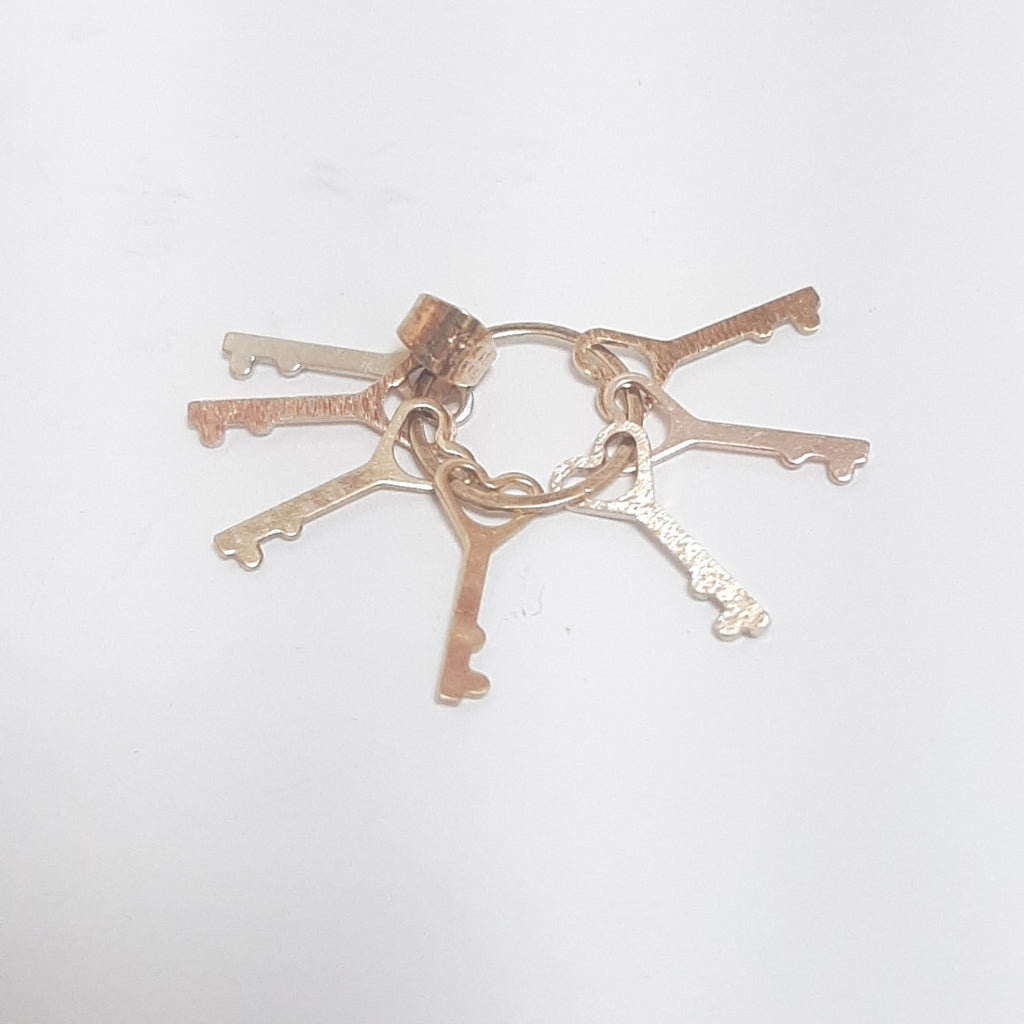 DIJE ORO 14 K 1,50 GRMS (SEMINUEVO)