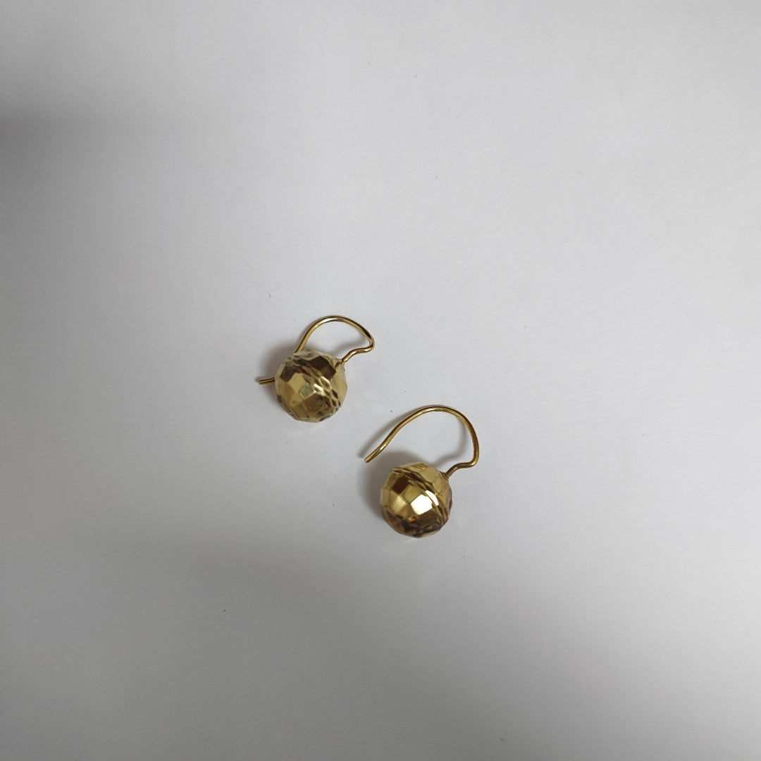 ARETES PAR ORO 18 K 3.7 GRMS (SEMINUEVO)