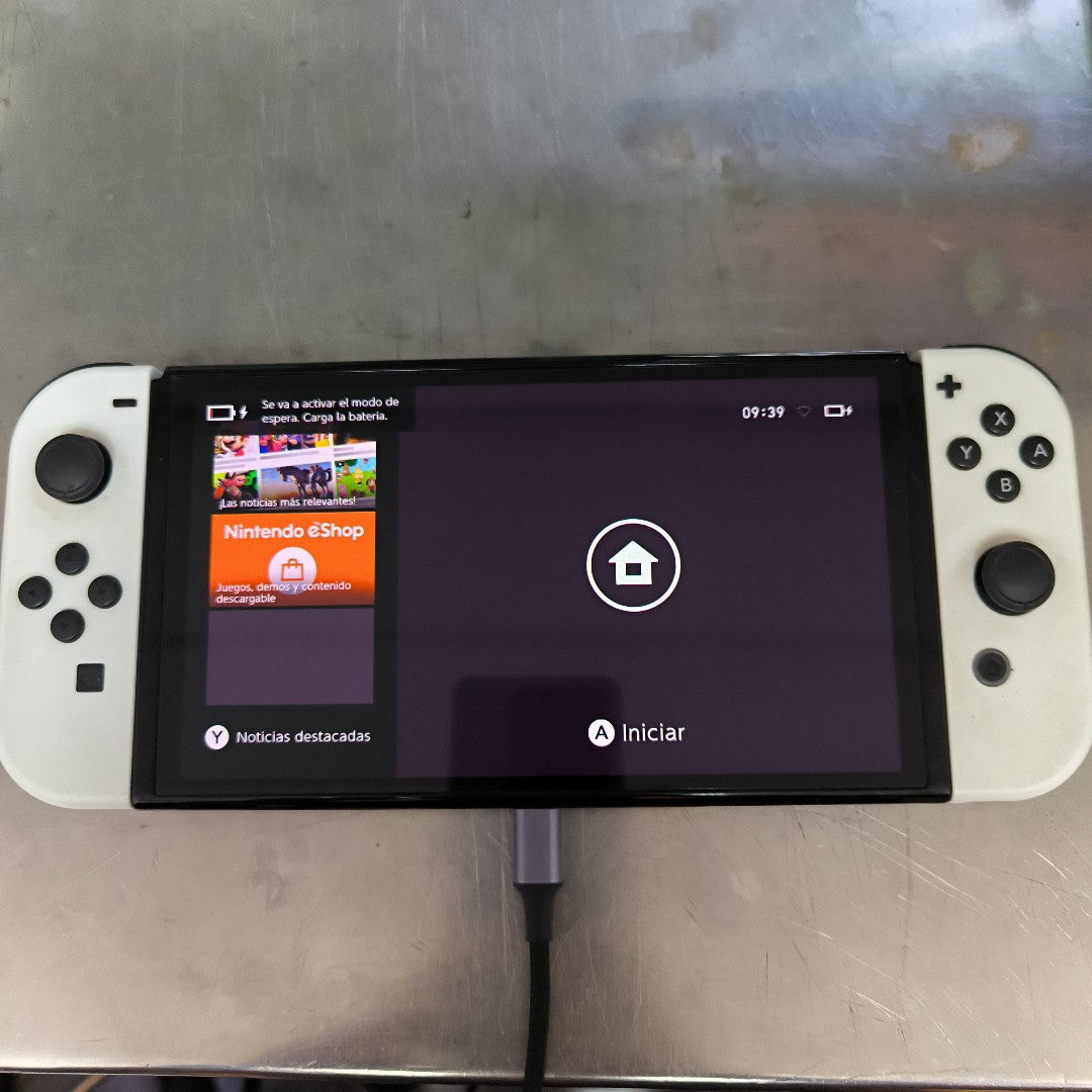 CONSOLA DE VIDEOJUEGO NINTENDO SWITCH OLED 64 GB (SEMINUEVO)