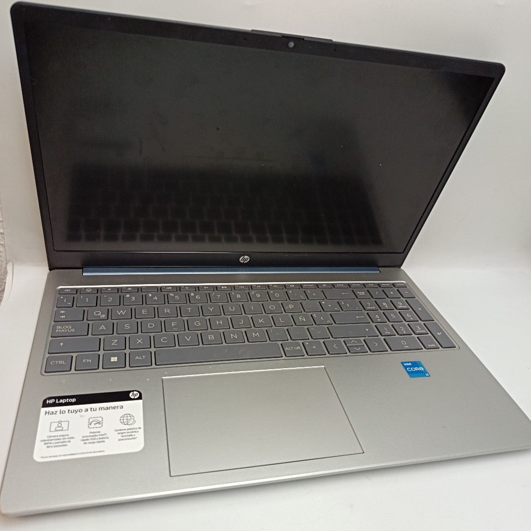 LAPTOP HP 15-FD0026LA (2024) 512 GB SSD 8 GB RAM (SEMINUEVO)