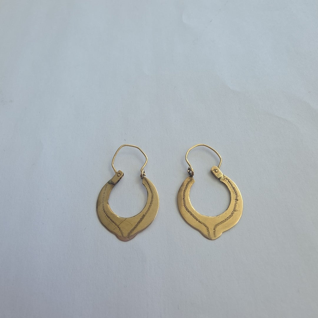 ARRACADAS PAR ORO 8 K 2,10 GRMS (SEMINUEVO)