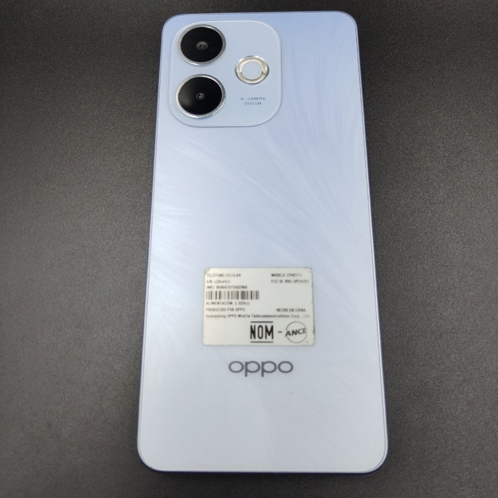 CELULAR OPPO  A5 PRO CPH2711 (2025) 256 GB 8 GB RAM (SEMINUEVO)