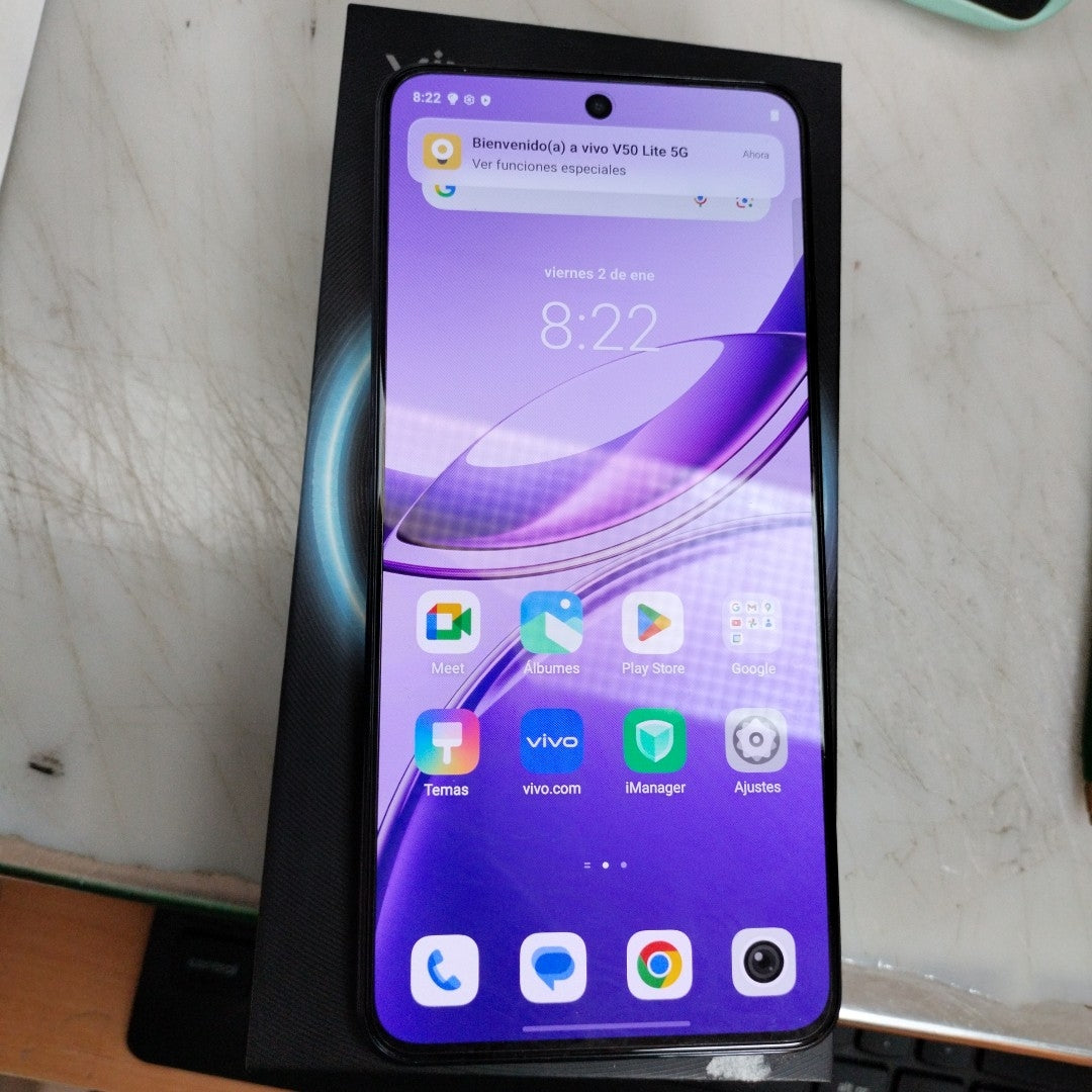 CELULAR VIVO V50 LITE 5G V2440 (2025) 256 GB 12 GB RAM (SEMINUEVO)