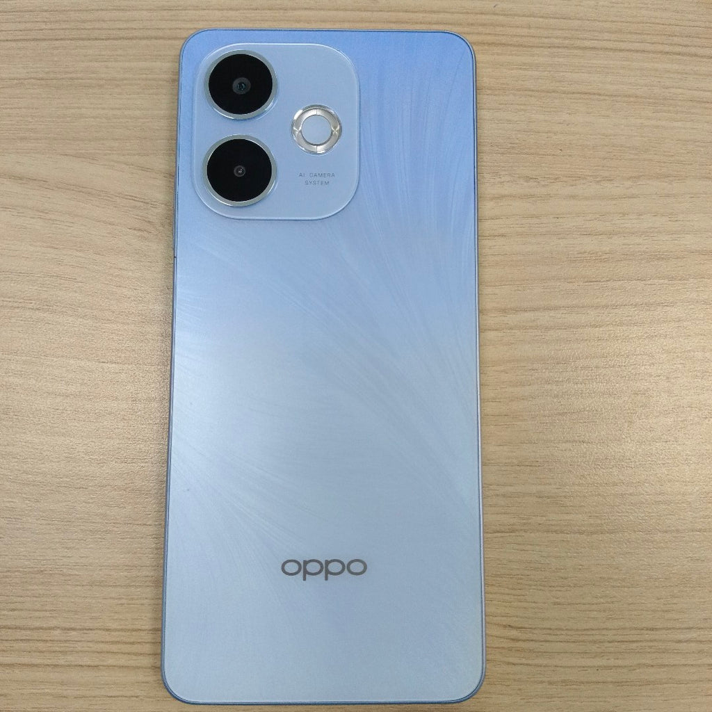 CELULAR OPPO  A5 PRO CPH2711 (2025) 256 GB 8 GB RAM (SEMINUEVO)
