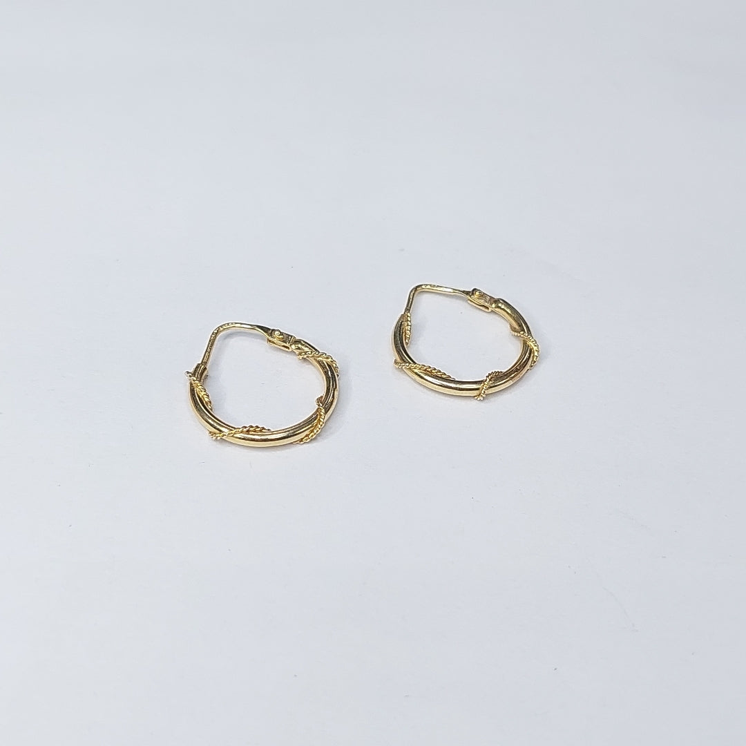 ARRACADAS PAR ORO 14 K 1.6 GRMS (SEMINUEVO)