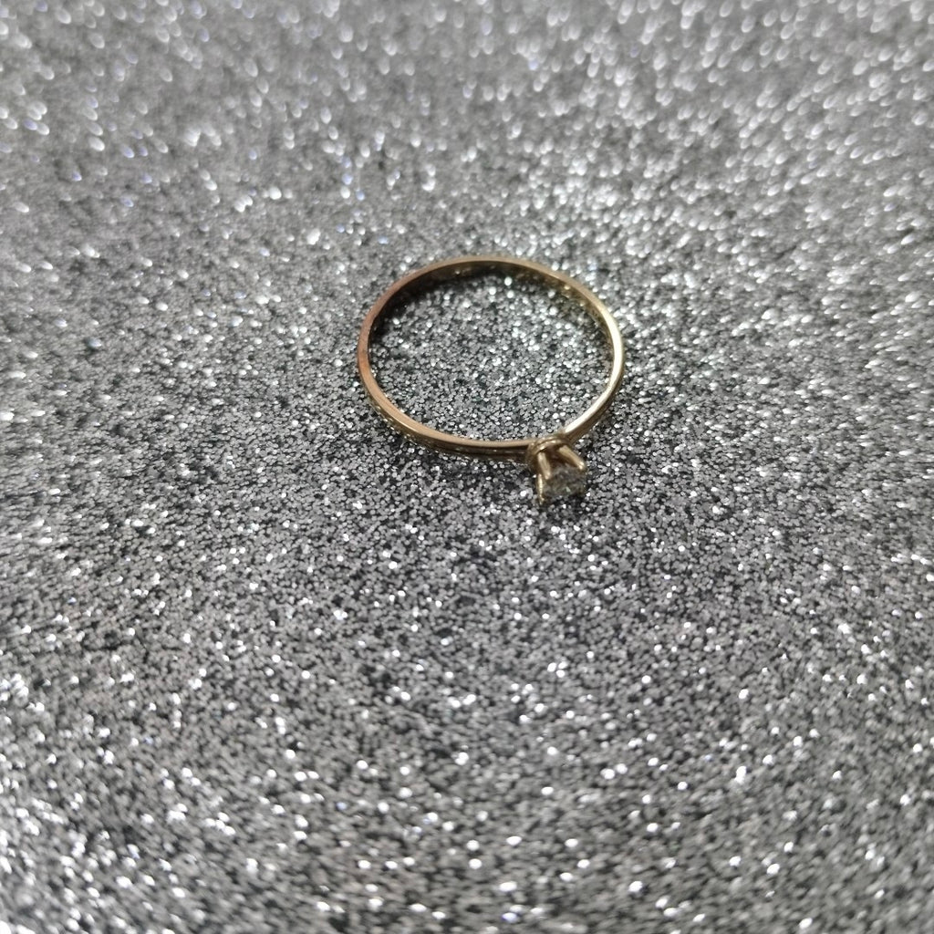 SOLITARIO ORO 14 K 1.3 GRMS (SEMINUEVO)