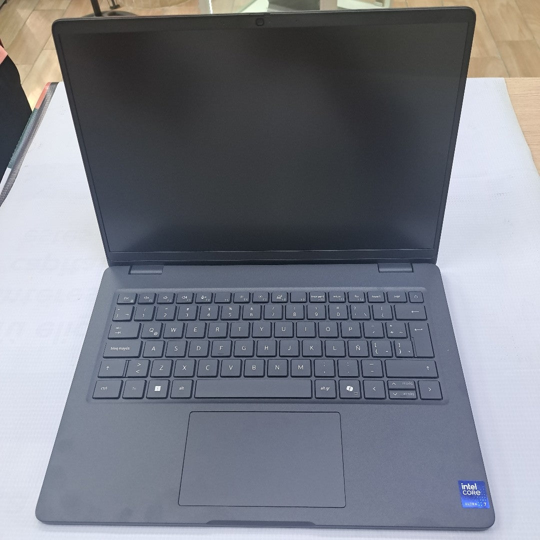 LAPTOP DELL PRO 14 PC14250 (2025) 1 TB SSD 32 GB RAM (SEMINUEVO)