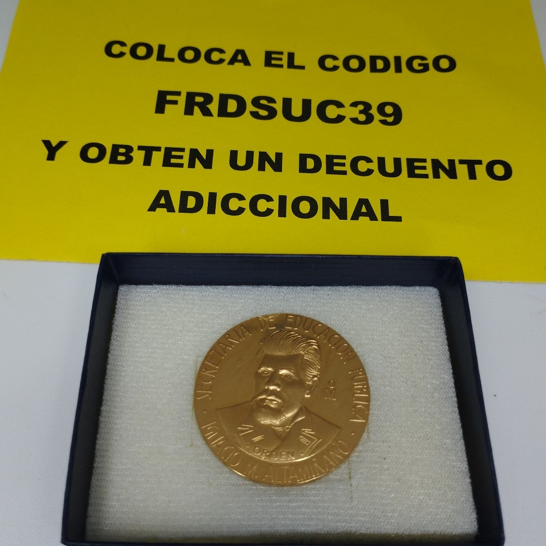 K1 42 GRMS 21 K IDENTIFICACIÓN MEDALLA CONMEMORATIVA MATERIALES ORO (SEMINUEVO)