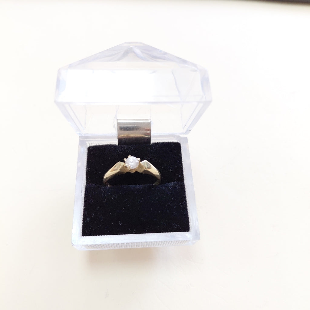 SOLITARIO ORO 14 K 2.3 GRMS (SEMINUEVO)