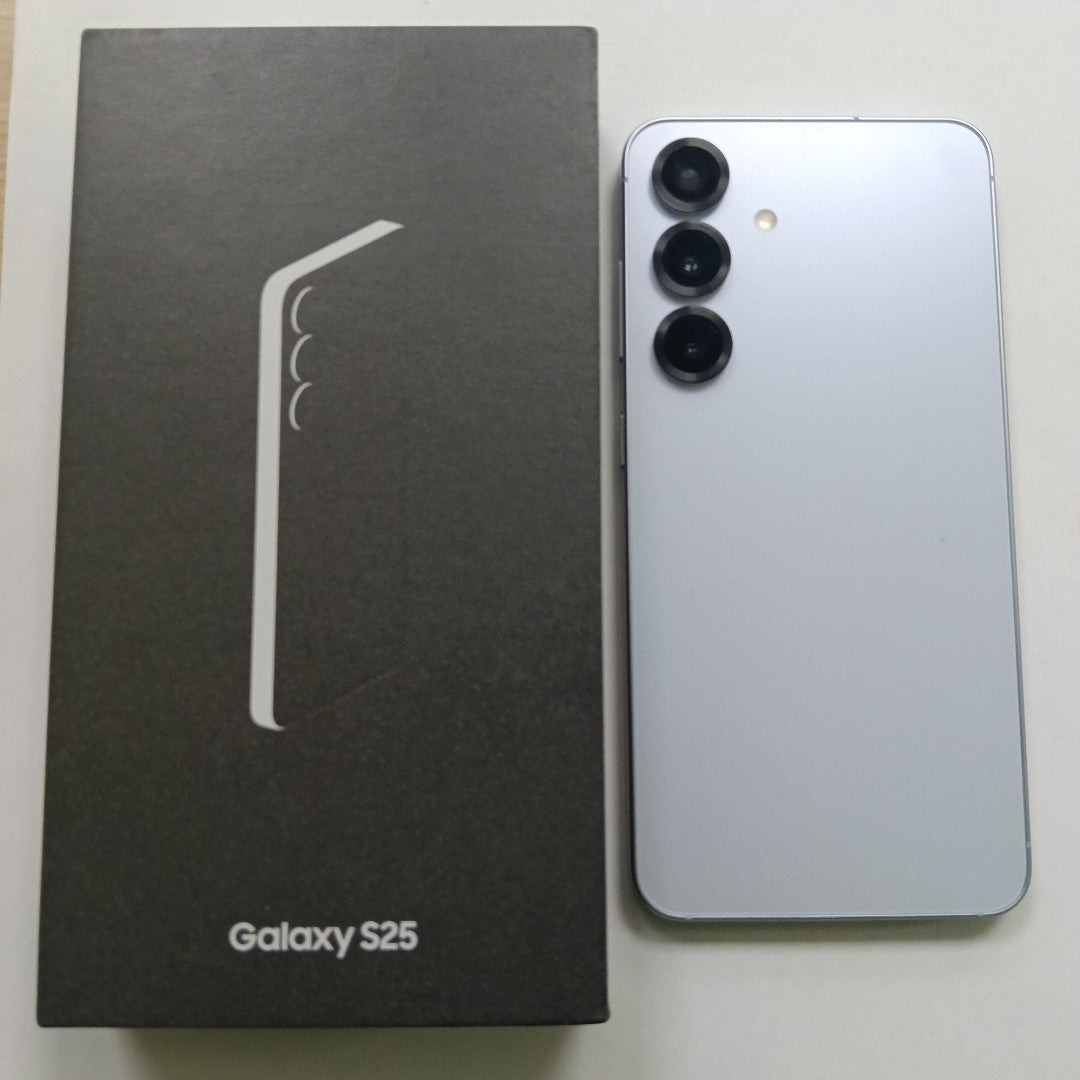 CELULAR SAMSUNG GALAXY S25 SM-S931B (2025) 256 GB 12 GB RAM (SEMINUEVO)