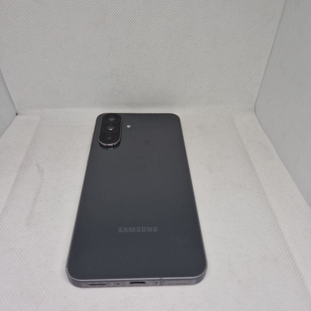 CELULAR SAMSUNG GALAXY A56 SM-A566E (2025) 256 GB 8 GB RAM (SEMINUEVO)