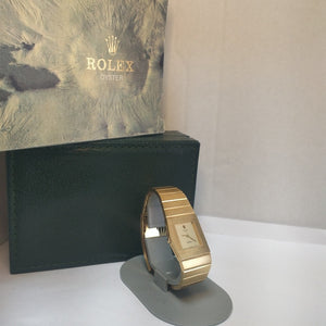 RELOJ CAJA Y PULSO ORO ORO 18 K 137.1 GRMS (SEMINUEVO)