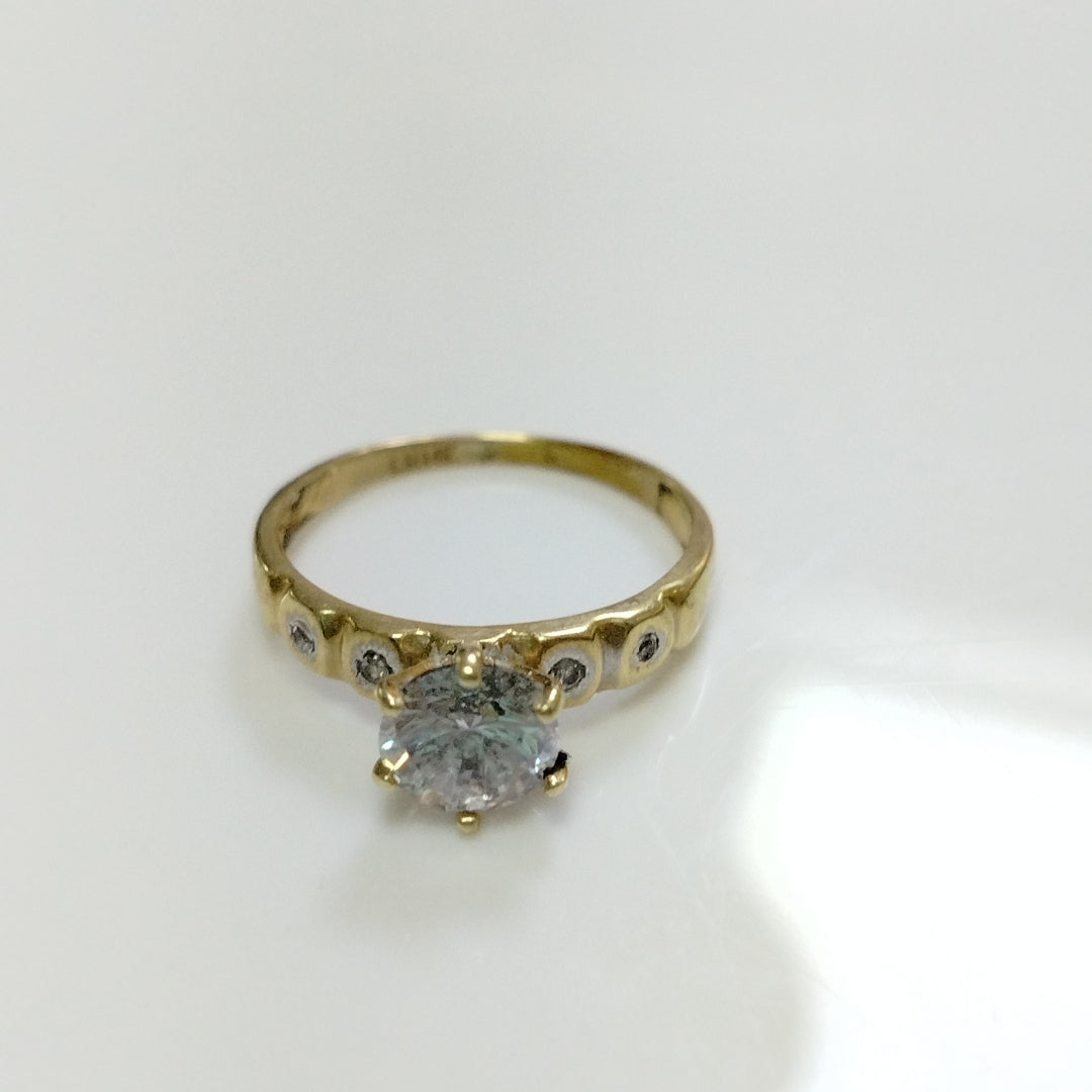 SOLITARIO ORO 14 K 1.9 GRMS (SEMINUEVO)