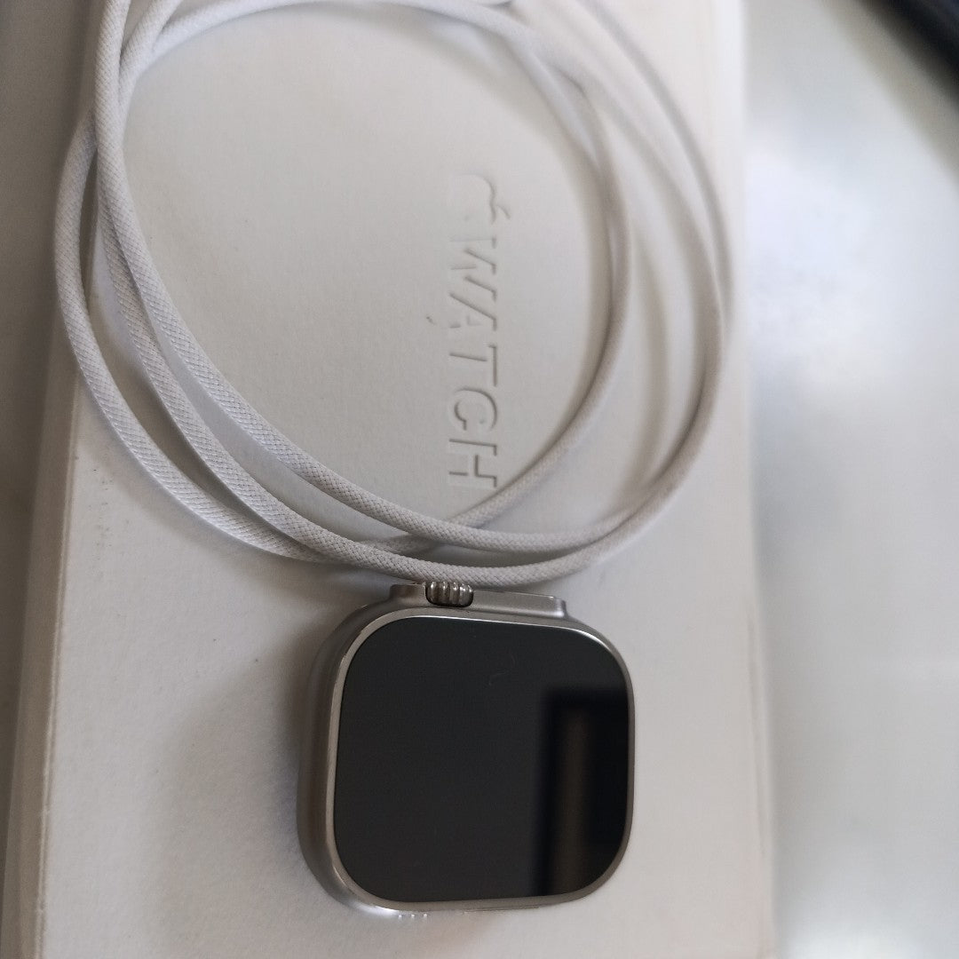 SMARTWATCH APPLE ULTRA 2 TITANIO A2986 49 MM GPS + CELULAR (SEMINUEVO)