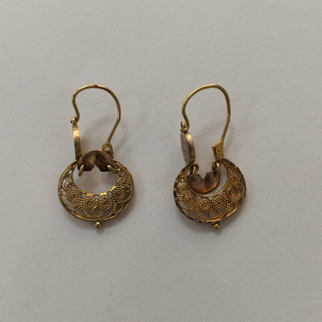 ARETES PAR ORO 8 K 2.8 GRMS (SEMINUEVO)
