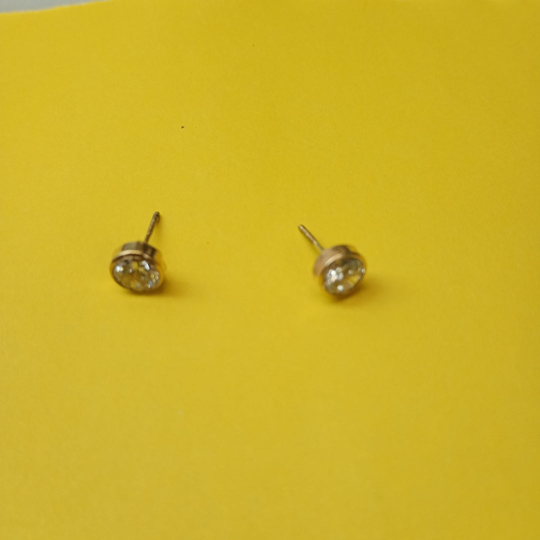 BROQUELES PAR ORO 18 K 0.9 GRMS (SEMINUEVO)