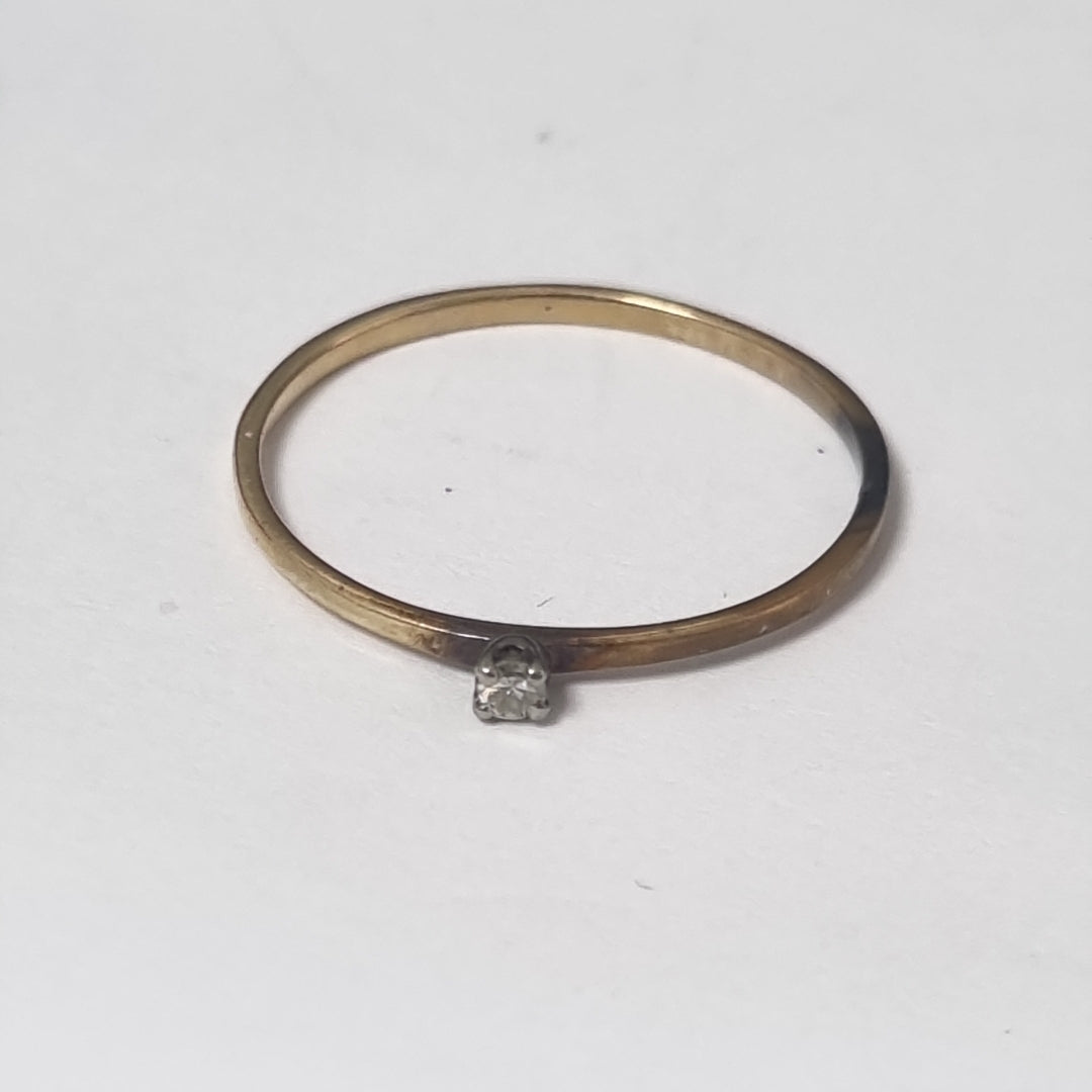 ANILLO ORO 8 K 0.5 GRMS (SEMINUEVO)