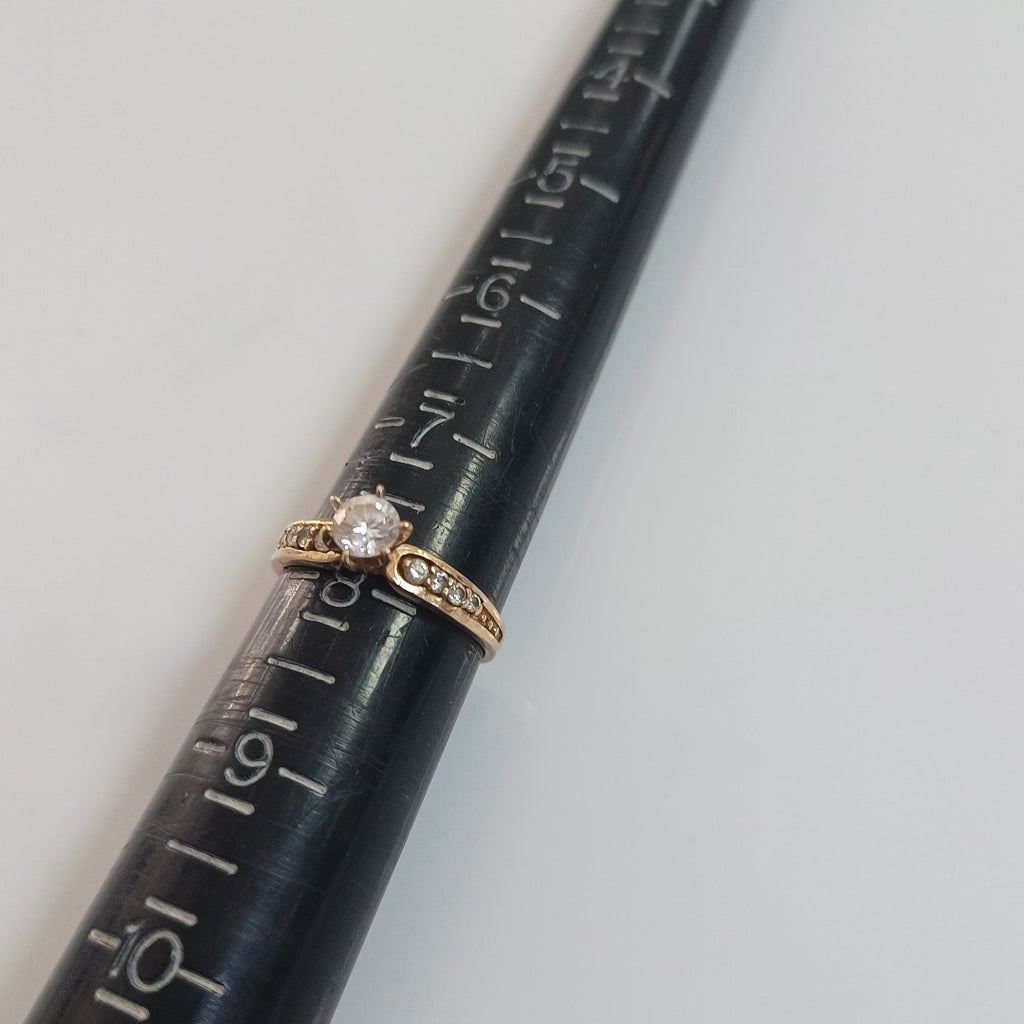 ANILLO ORO 10 K 2.4 GRMS (SEMINUEVO)