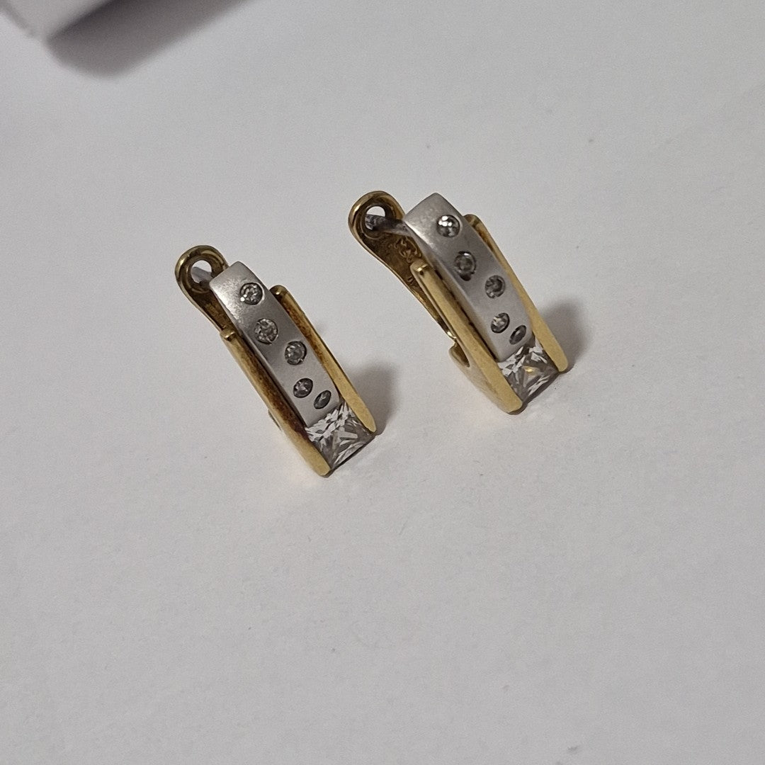ARETES PAR ORO BLANCO 14 K 5.4 GRMS (SEMINUEVO)