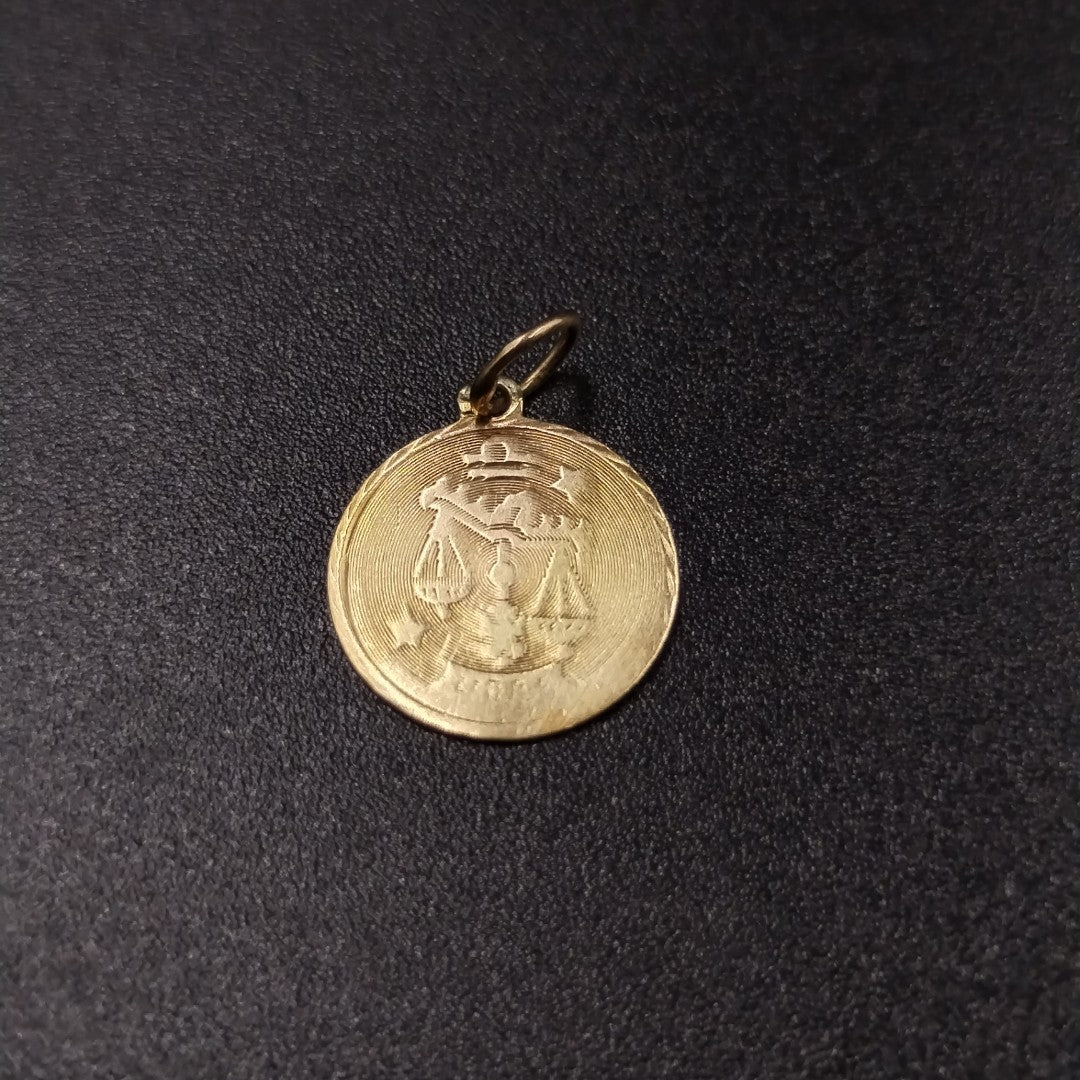 DIJE,MEDALLA PERSONAL ORO 14 K 0,80 GRMS (SEMINUEVO)