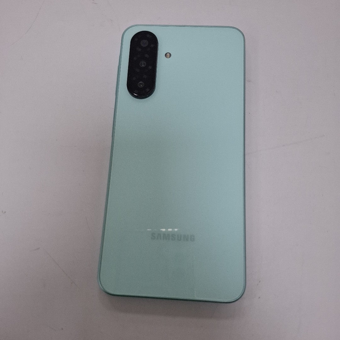 CELULAR SAMSUNG GALAXY A26 5G SM-A266M (2025) 128 GB 6 GB RAM (SEMINUEVO)
