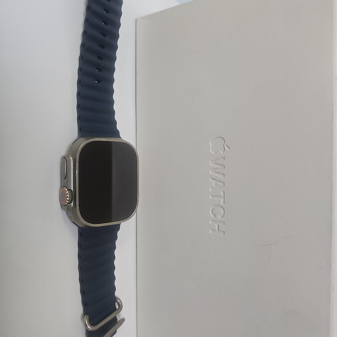 SMARTWATCH APPLE ULTRA 2 TITANIO A2986 49 MM GPS + CELULAR (SEMINUEVO)