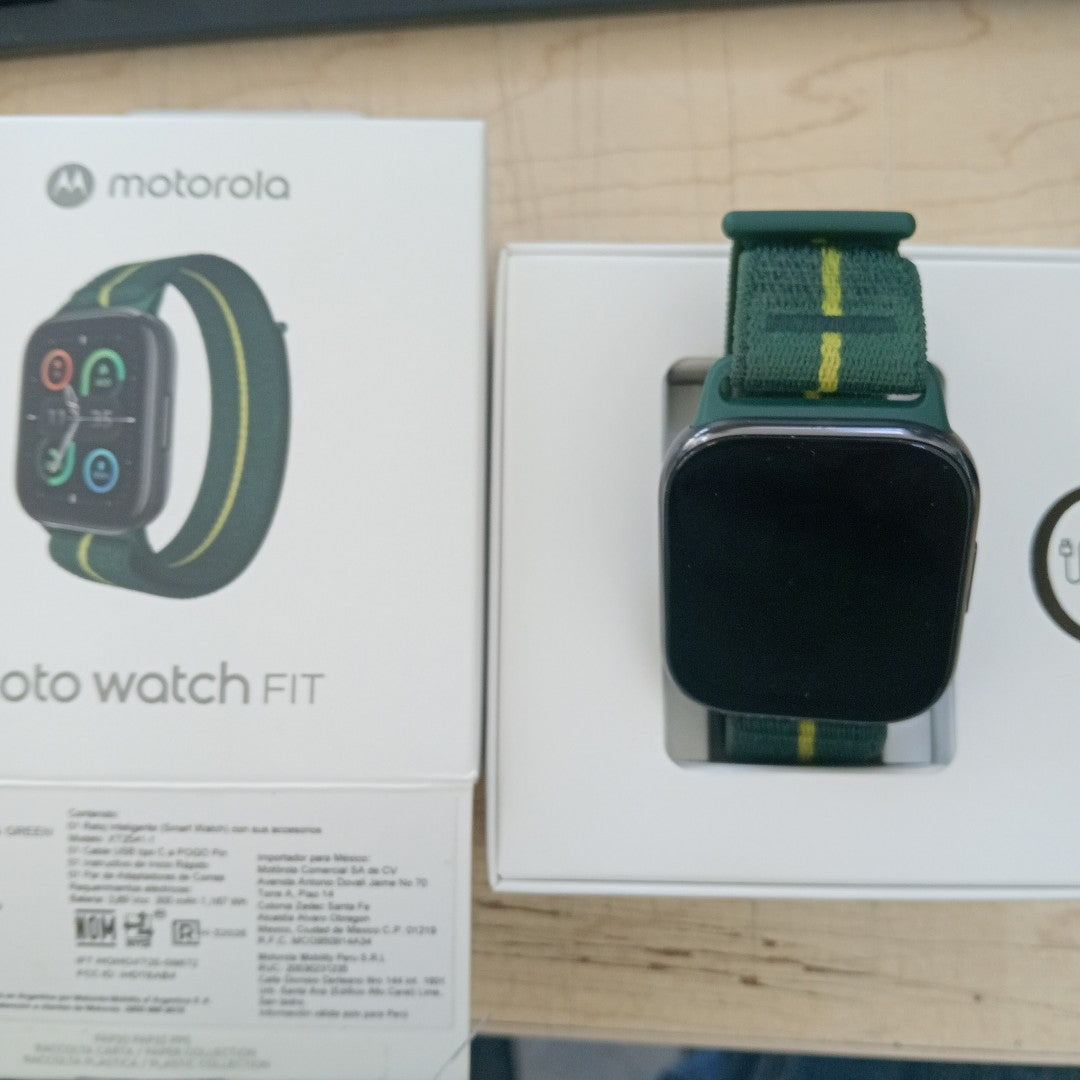 SMARTWATCH MOTOROLA MOTO WATCH FIT 49 MM BLUETOOTH (SEMINUEVO)