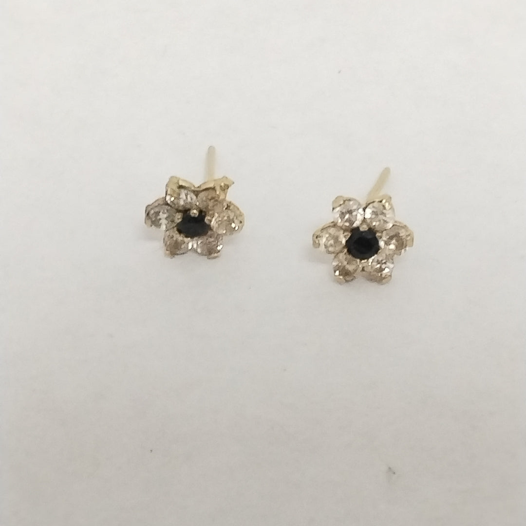 ARETES PAR ORO 14 K 1.2 GRMS (SEMINUEVO)