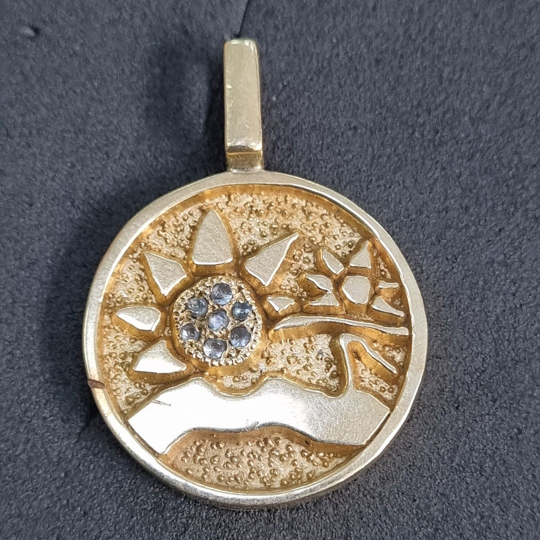DIJE ORO 10 K 11.8 GRMS (SEMINUEVO)