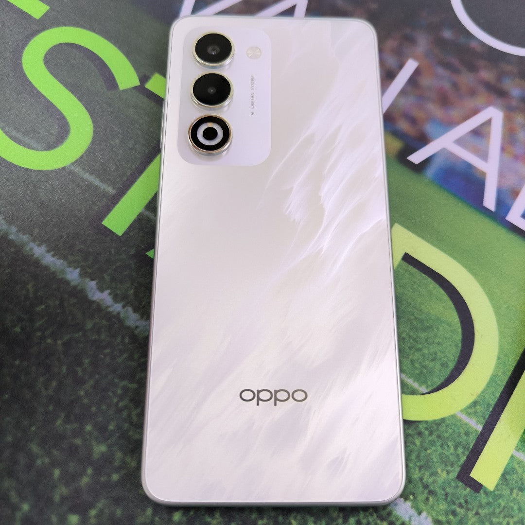 CELULAR OPPO A5 CPH2727 (2025) 256 GB 4 GB RAM (SEMINUEVO)