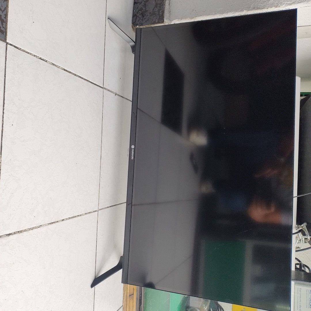 PANTALLA MOTOROLA MOT32NHLE05 (2025) 32" LED HD (SEMINUEVO)