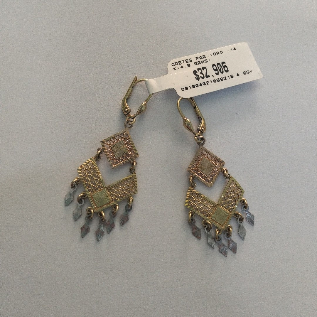 ARETES PAR ORO 14 K 4.8 GRMS (SEMINUEVO)