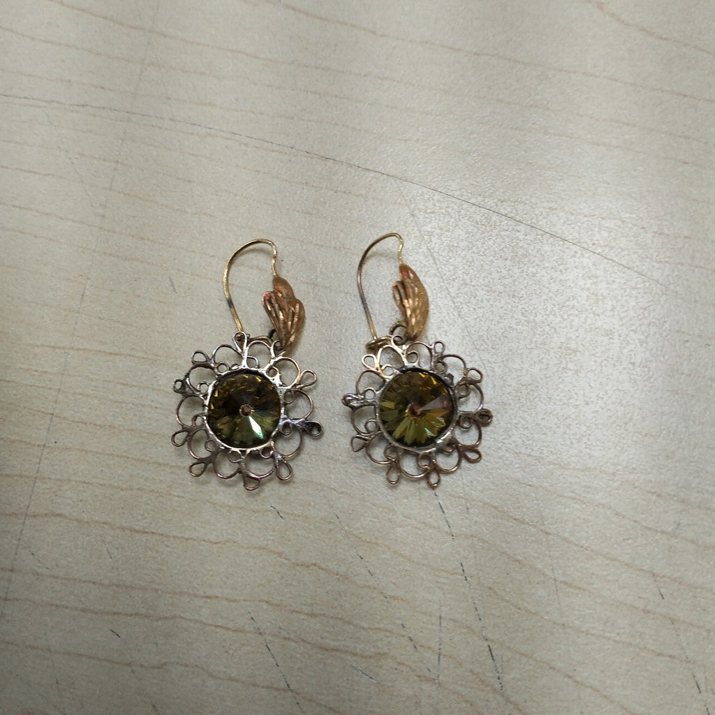 ARETES PAR ORO 8 K 3,40 GRMS (SEMINUEVO)