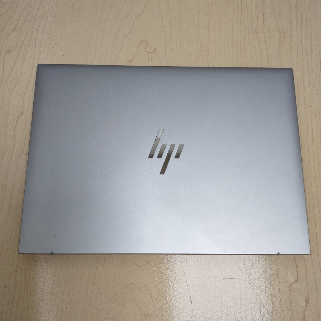 LAPTOP HP ZBOOK FIREFLY G11 (2025) 1 TB SSD 16 GB RAM (SEMINUEVO)