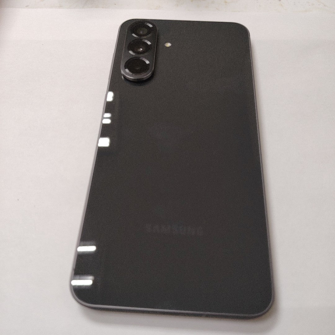 CELULAR SAMSUNG GALAXY A56 SM-A566E (2025) 256 GB 8 GB RAM (SEMINUEVO)