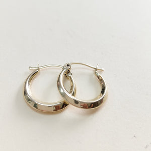 ARRACADAS PAR ORO 14 K 1.4 GRMS (SEMINUEVO)