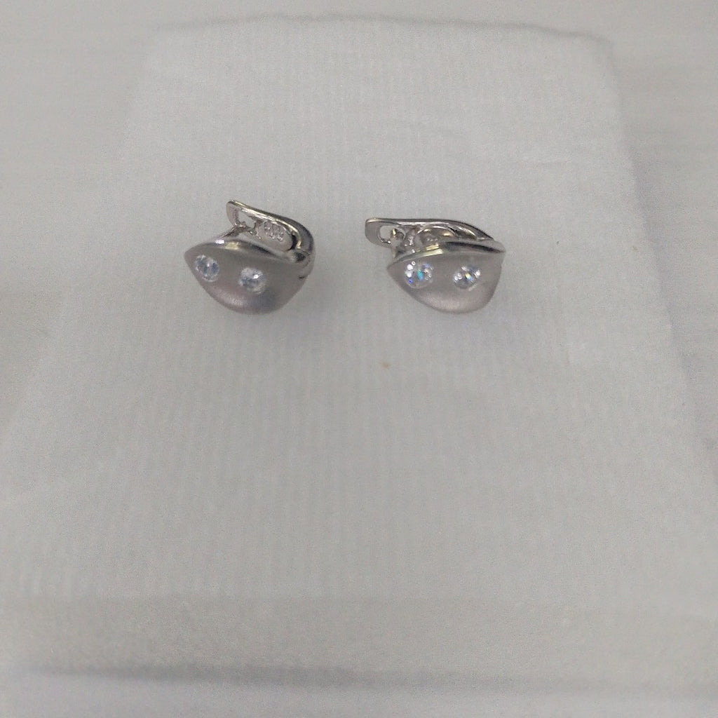 ARETES PAR ORO, ORO BLANCO 14 K 3.7 GRMS (SEMINUEVO)