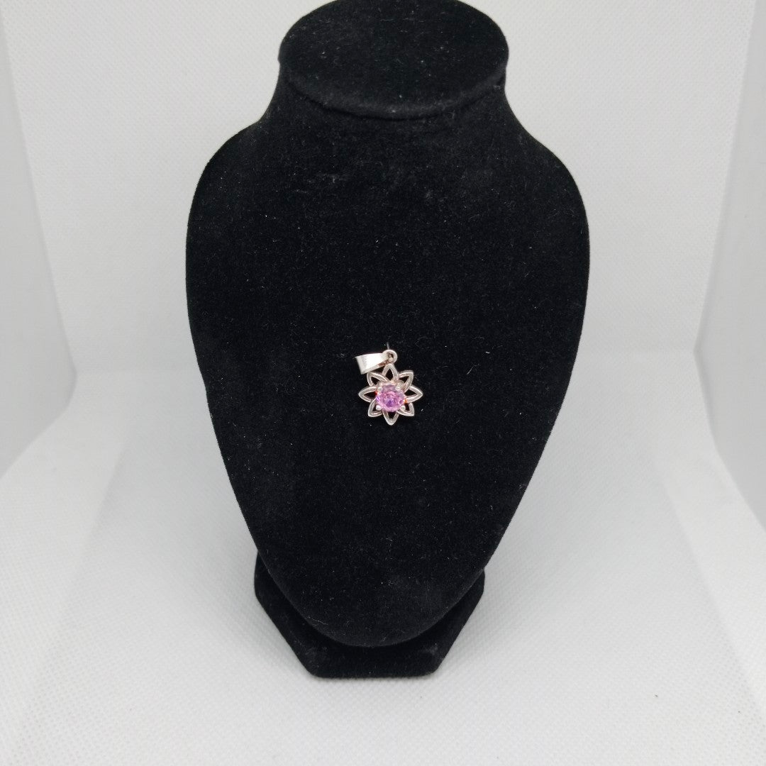 DIJE FLOR CON PIEDRA ROSA PLATA .925 2.1 GR (NUEVO)