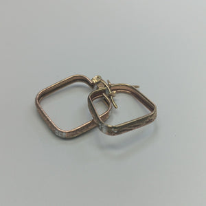 ARRACADAS PAR ORO, ORO COMBINADO 10 K 2.3 GRMS (SEMINUEVO)