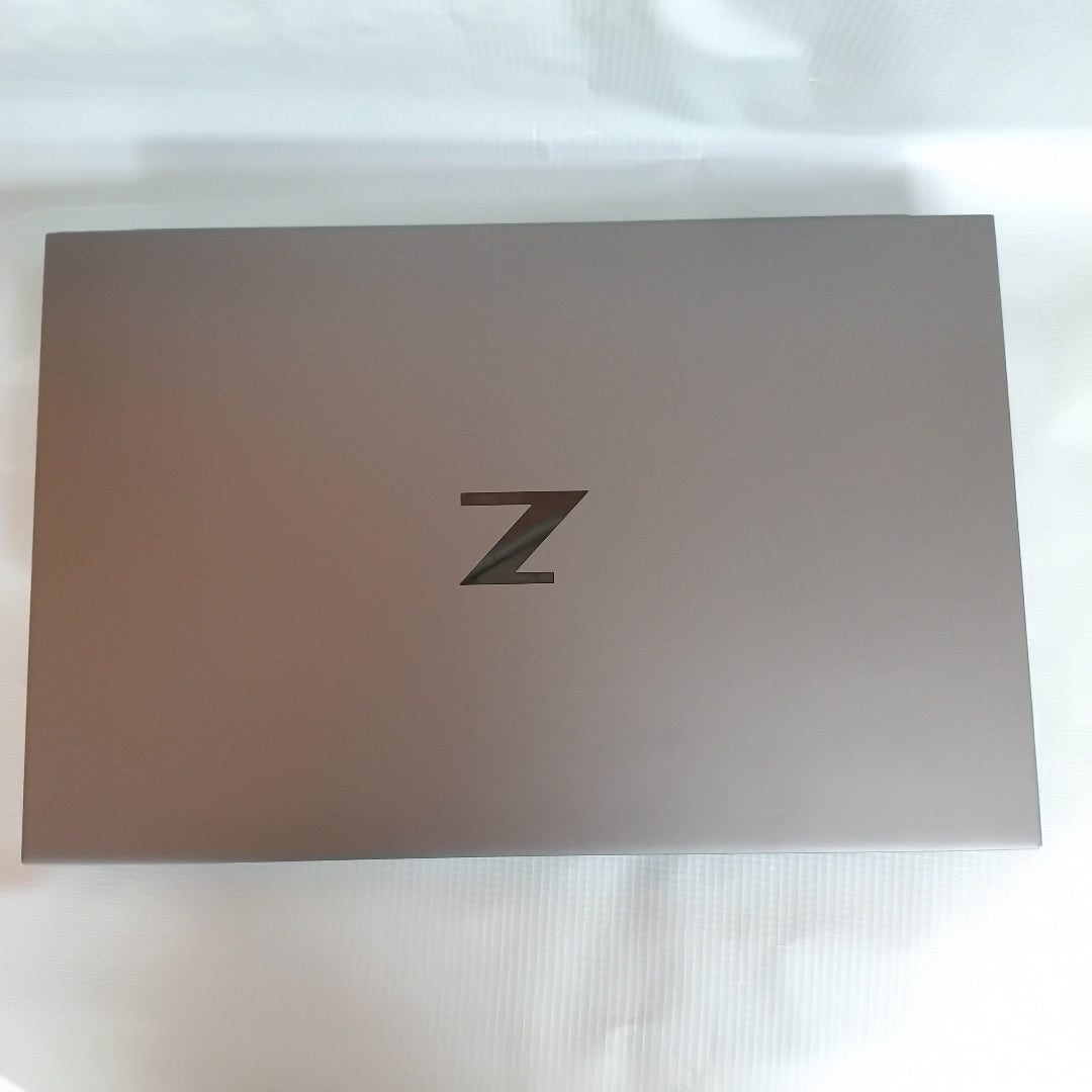 LAPTOP HP ZBOOK FIREFLY 15 G7 (2024) 512 GB SSD 32 GB RAM (SEMINUEVO)