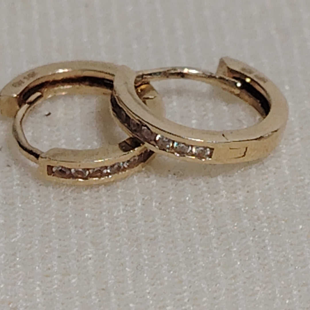 ARRACADAS PAR ORO 14 K 1,40 GRMS (SEMINUEVO)