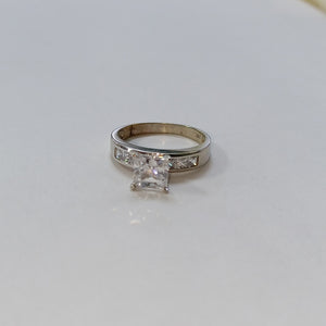 ANILLITO ORO 14 K 4 GRMS (SEMINUEVO)