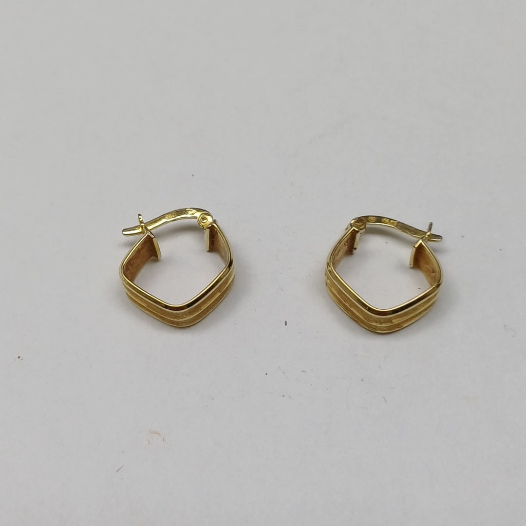 ARRACADAS PAR ORO 14 K 1.5 GRMS (SEMINUEVO)