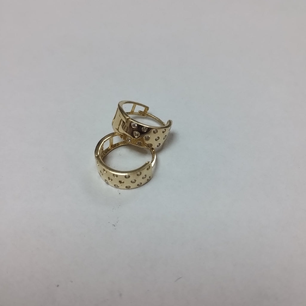 HUGGIES ORO 14K 2.5 (NUEVO)