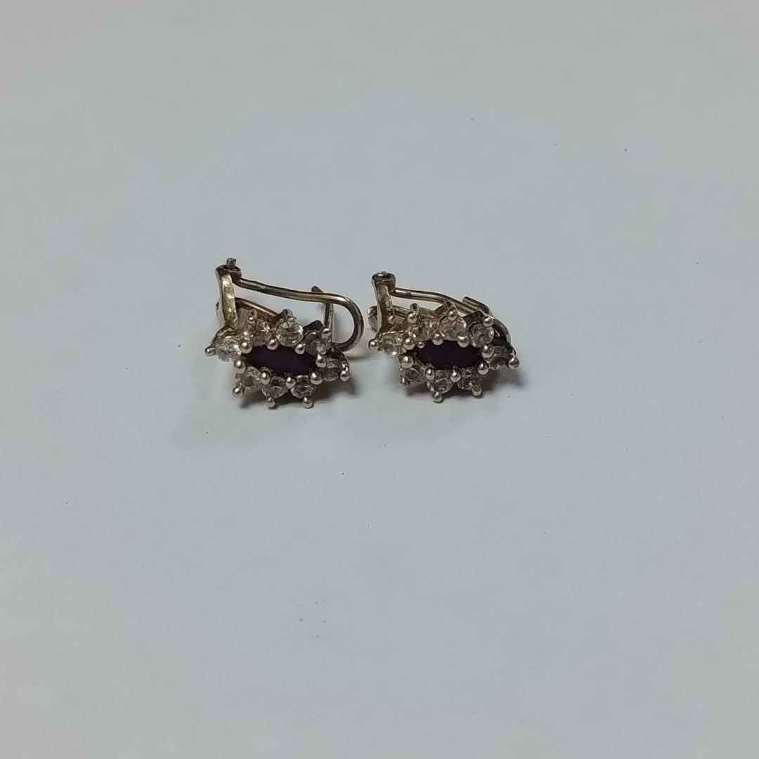 ARETES PAR ORO 14 K 2.6 GRMS (SEMINUEVO)